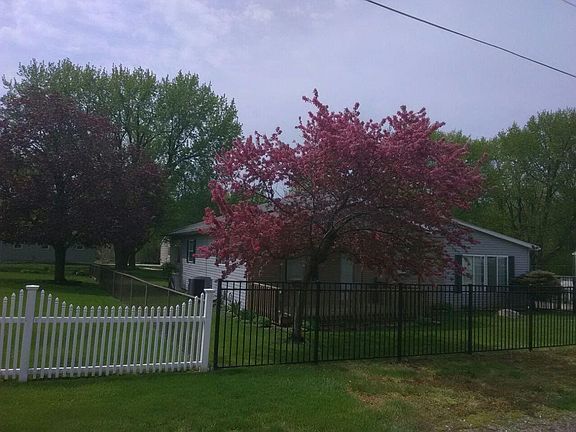 2nd image of 1818 28th Ave