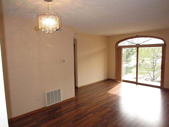 2nd image of 9437 S 79th Ave APT 203