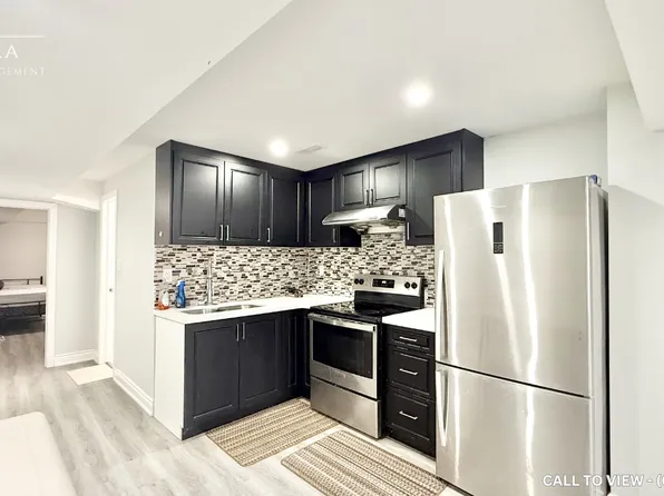 102 Tozer Cres #2, Ajax, ON L1T 5A2