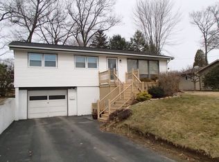 327 Pinoak Dr, Franklin, PA 16323