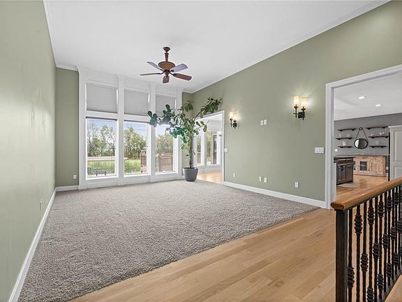 3rd image of 4460 Meadow Ct