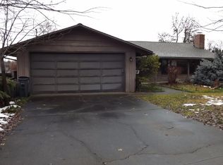 2449 Edgemont Dr, Medford, OR 97504