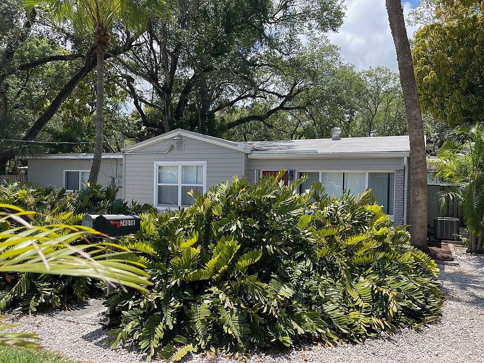 1st image of 2401 SW 15th Avenue