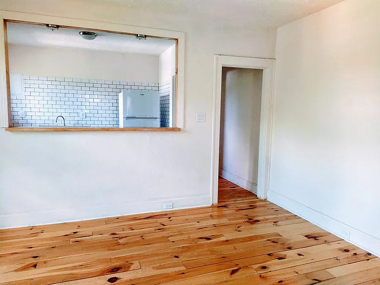 615 Probasco St #4 — Photo 2