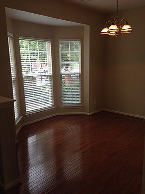 2nd image of 6815 Creft Cir