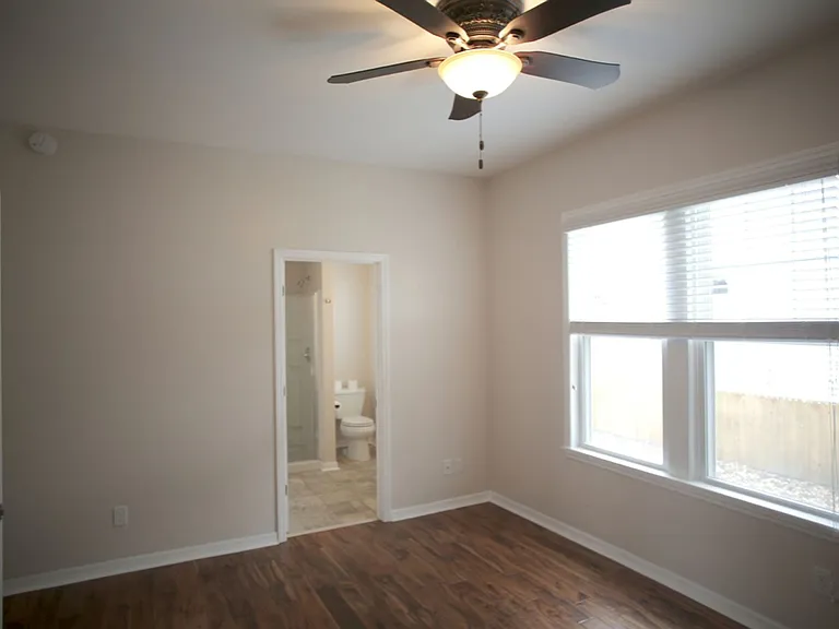 78 Riberia St — Photo 12
