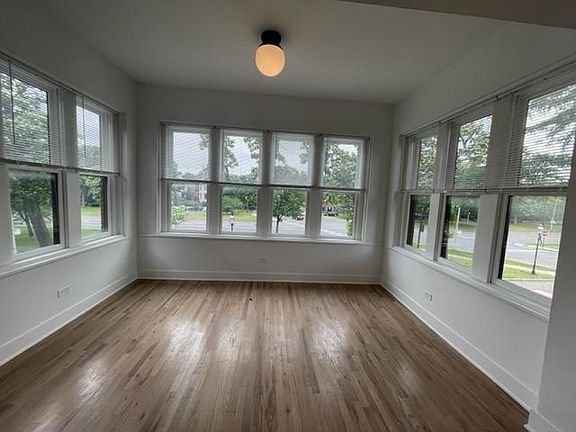 4th image of 1659 N Humboldt Blvd APT 2F