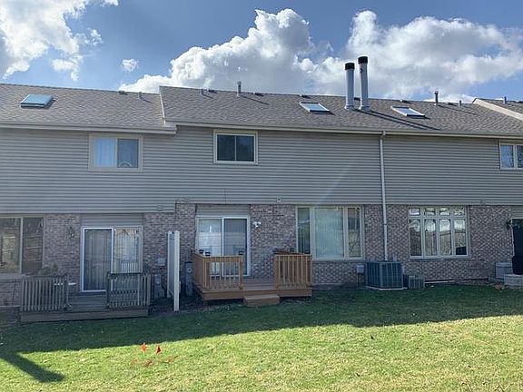 2nd image of 19739 Cambridge Dr #0
