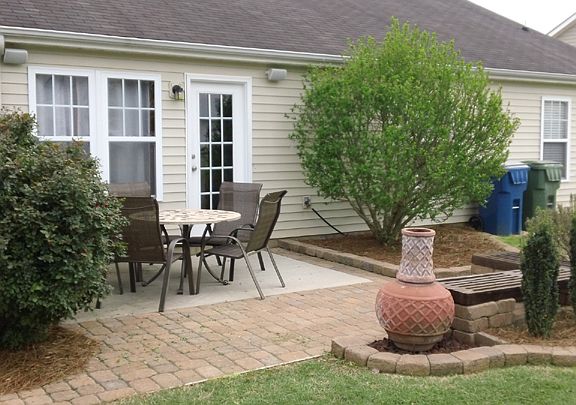 3rd image of 120 Crestwood Dr