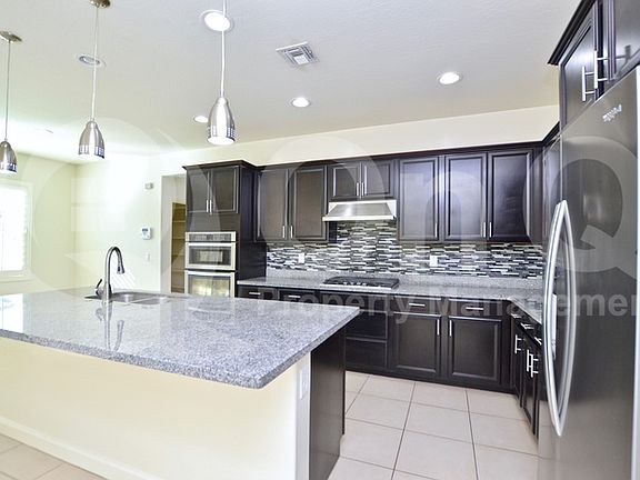 2nd image of 931 W Yellowstone Way