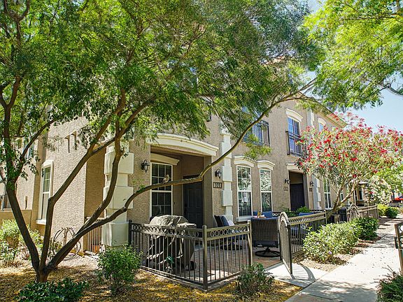 5th image of 4762 E Portola Valley Dr Unit 101