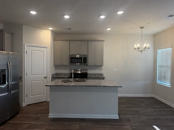 11521 Kimberly Way, Hampton, GA