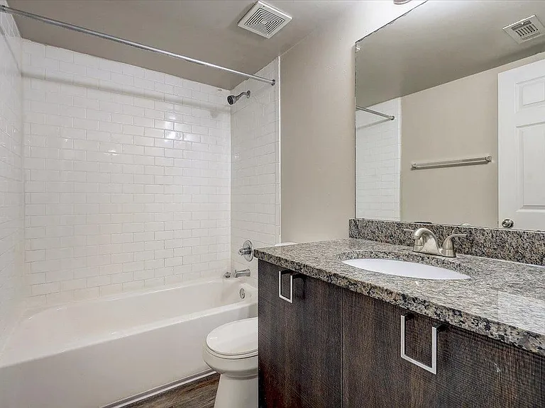 3681 Pavilion Point — Photo 37
