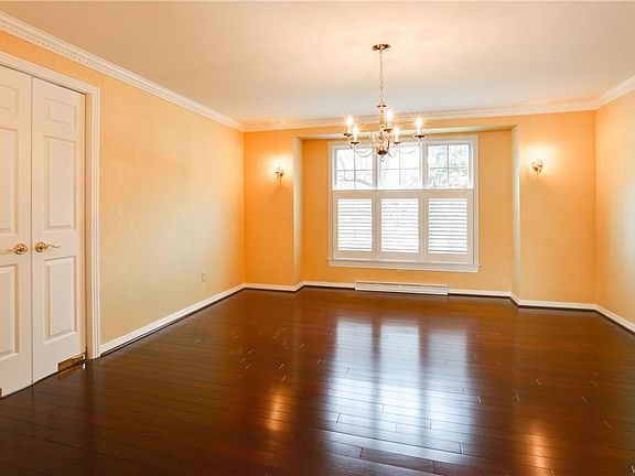 5th image of 48 Brandywine Dr