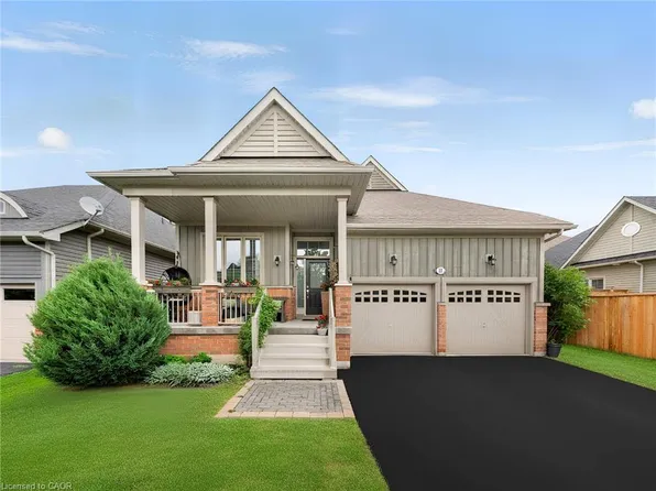 18 Hughes St, Collingwood, ON L9Y 0W7