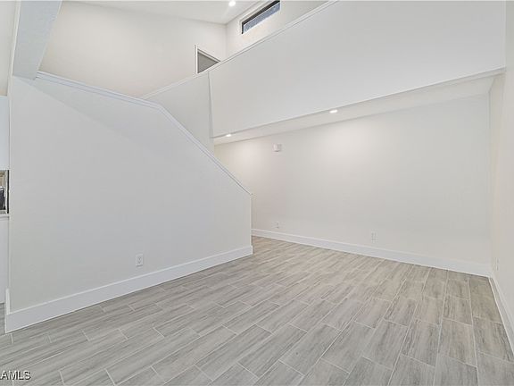 4th image of 2805-2807 Hawalaska St
