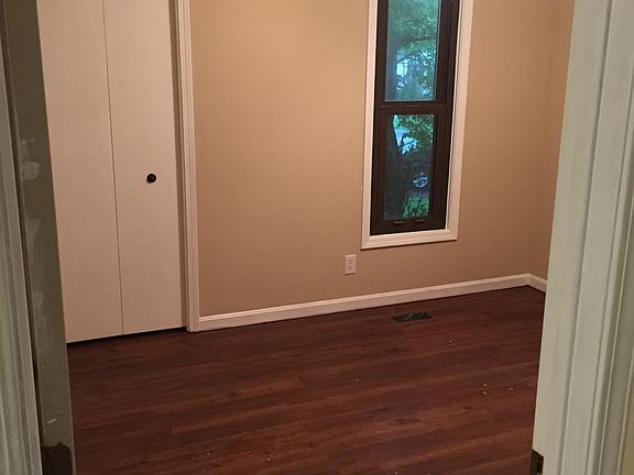 3rd image of 6635 Ashbrooke Dr
