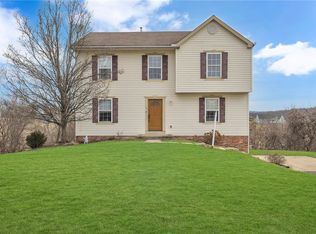 154 Cedar Ridge Dr, Monaca, PA 15061