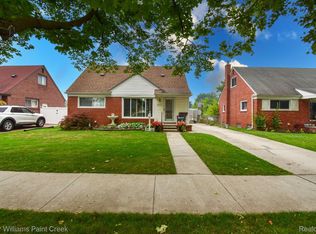 7826 Harding St, Taylor, MI 48180