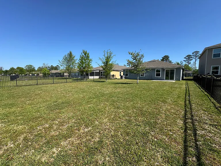217 Brooklet Cir — Photo 30
