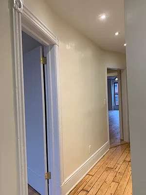 Rented by Compass | media 22