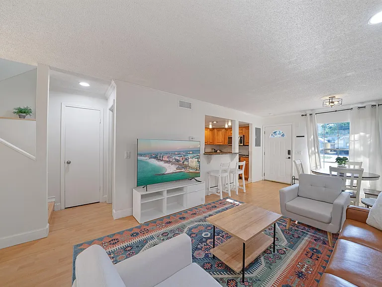 601 S Matanzas Ave #B — Photo 5
