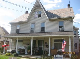 807 Delaware Ave, Palmerton, PA 18071