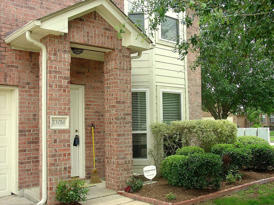 Mature landscaping. Welcome Home!