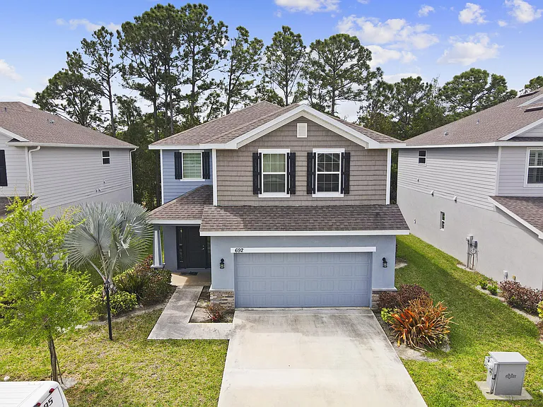 692 NE Turtleback Trl — Photo 63