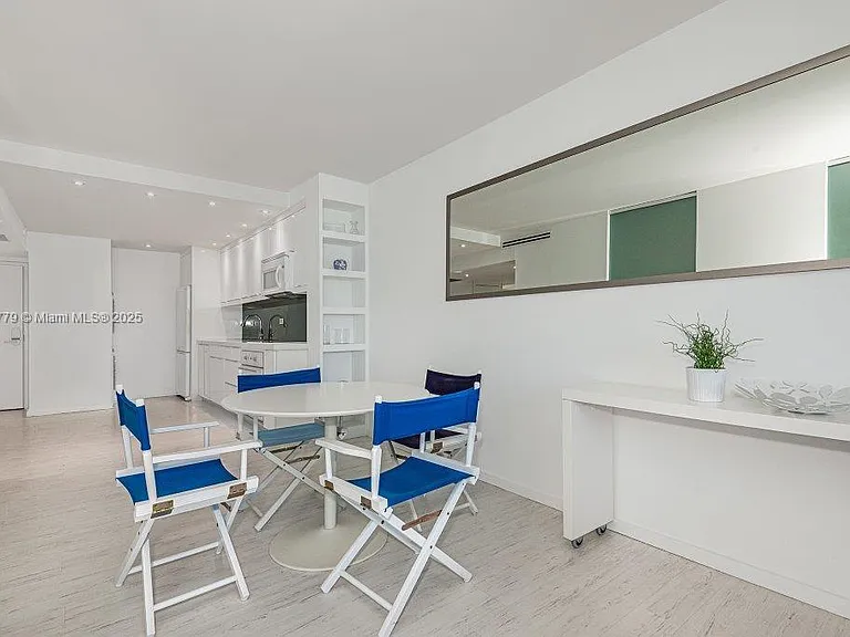 2301 Collins Ave #1032 — Photo 16