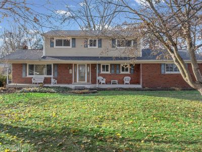 6335 Thorneycroft Dr, Shelby Township, MI, 48316