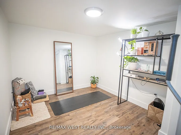 93 Peel St #2 — Photo 29