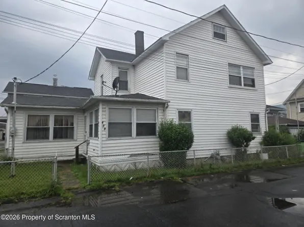 609-611 Jenkins St, Pittston, PA 18643
