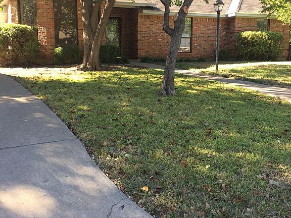 3rd image of 2205 N Lake Trl