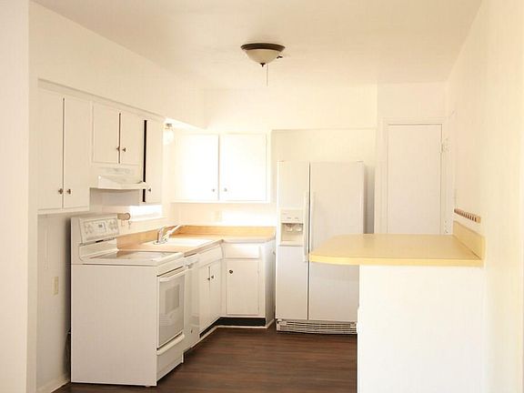 5th image of 916 Emberwood Dr