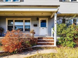 312 Hamilton Blvd, Piscataway, NJ 08854