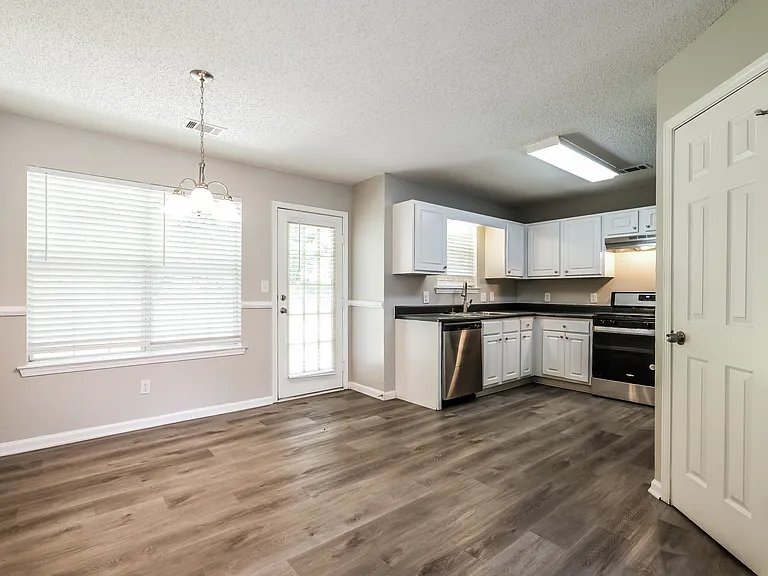 5852 Ruby Walk — Photo 4