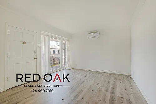 5134-5180 Clinton St #5160.5 Photo 1