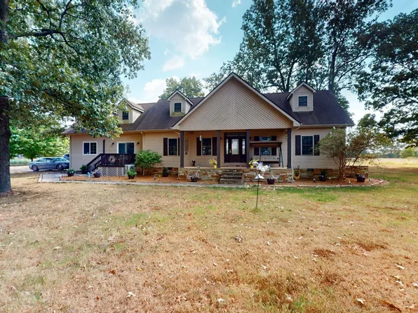 1239 Caldwell Rd, Murray, KY 42071