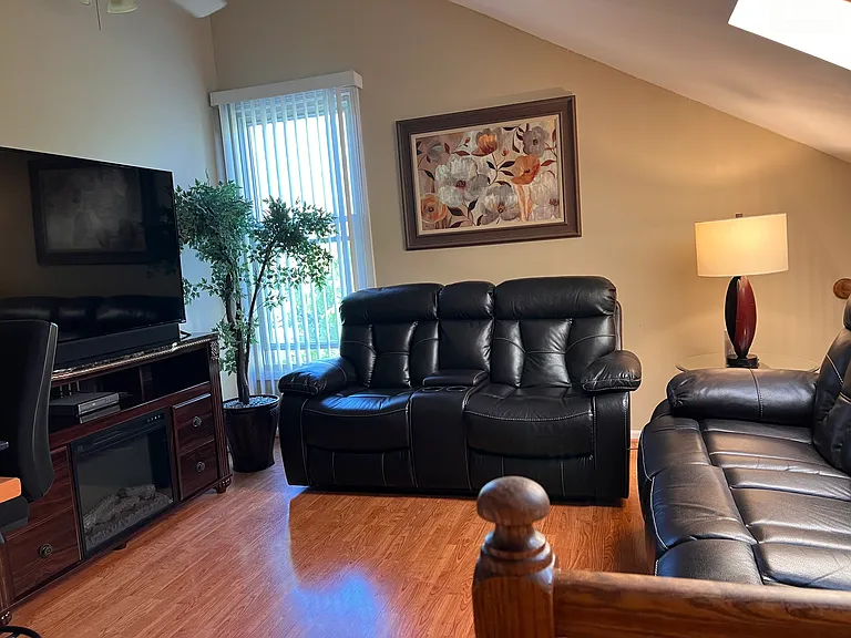 2694 College Hill Cir — Photo 10