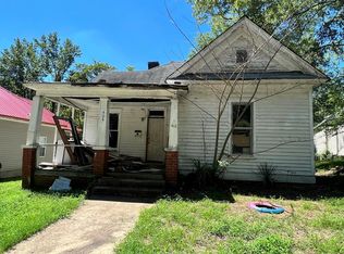 404 N Porter St, Paris, TN 38242