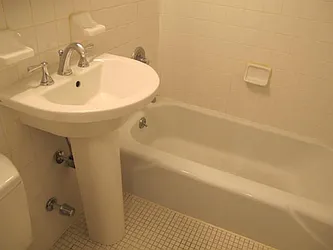 Rented by Metropolis Real Estate of Manhattan