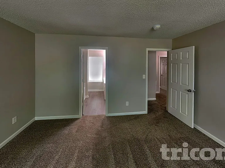 7645 Stockard St — Photo 6