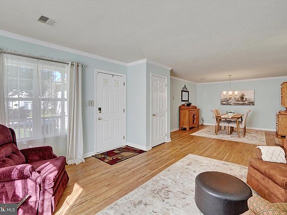 5th image of 7076 Seneca Ridge Dr