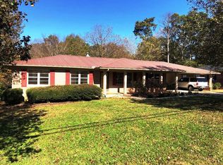 1210 Dews Pond Rd, Calhoun, GA 30701