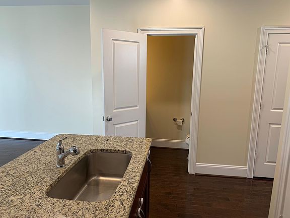 5th image of 30876 Congressional Ln