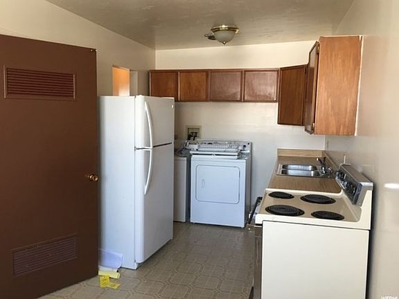 2nd image of 153 W 250 N #1