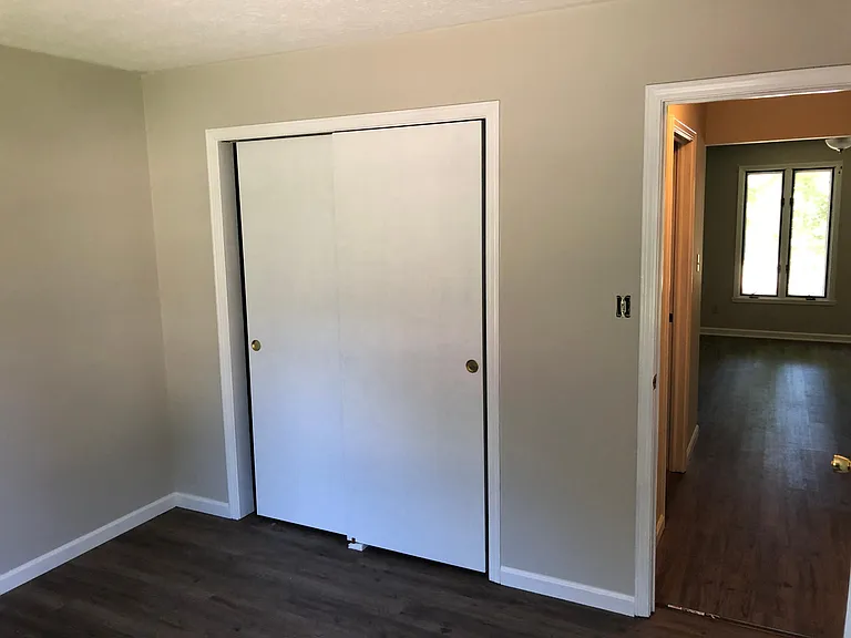 588 Holly Ct S — Photo 11