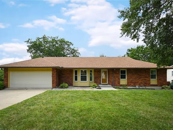 6600 NW Valley View St, Parkville, MO 64152