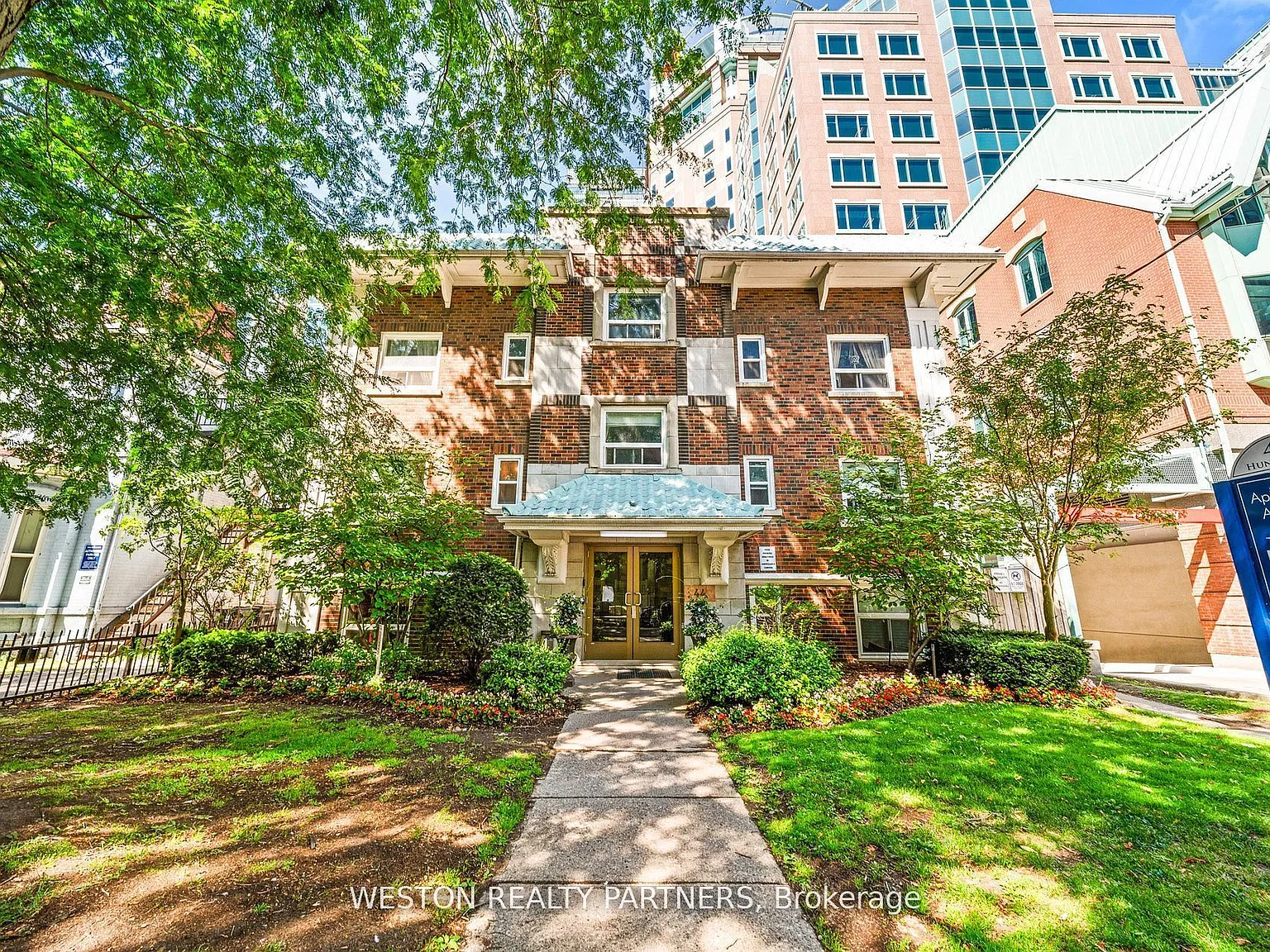 1 bed, $1,999 — Photo 1